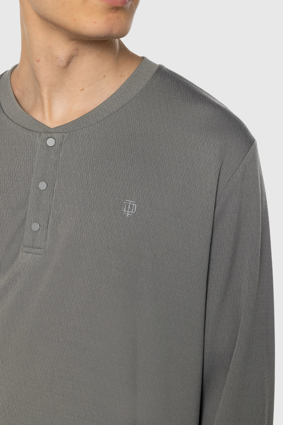 Snap Henley